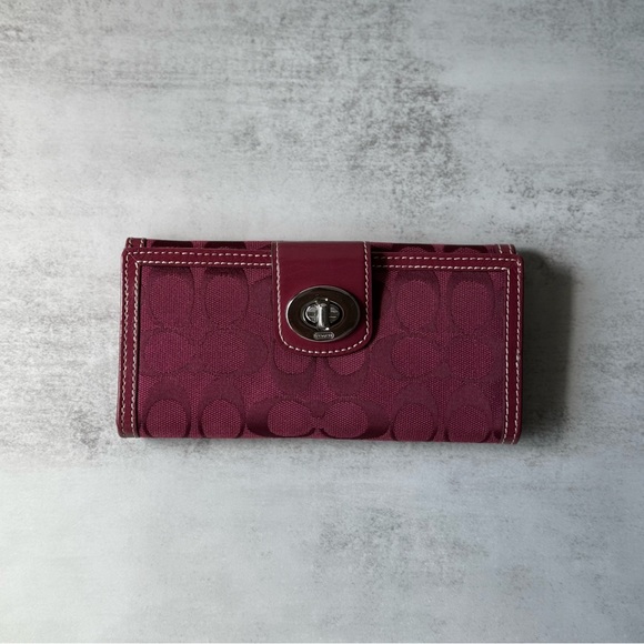 Wine Red Coach Canvas Trifold Wallet ❤️ - Picture 1 of 4